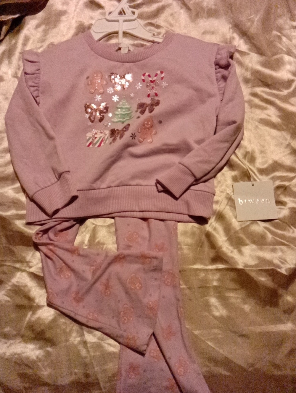 btween Lavender Girls' Pajama Set with Sequin Holiday Motifs